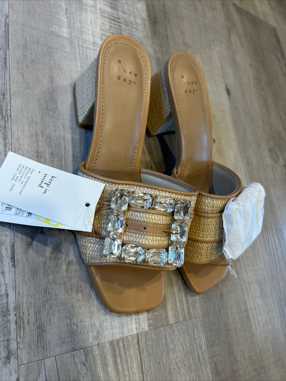 NWT Women's Kathleen Raffia Buckle Block Heels A New Day Size Rhinestone
